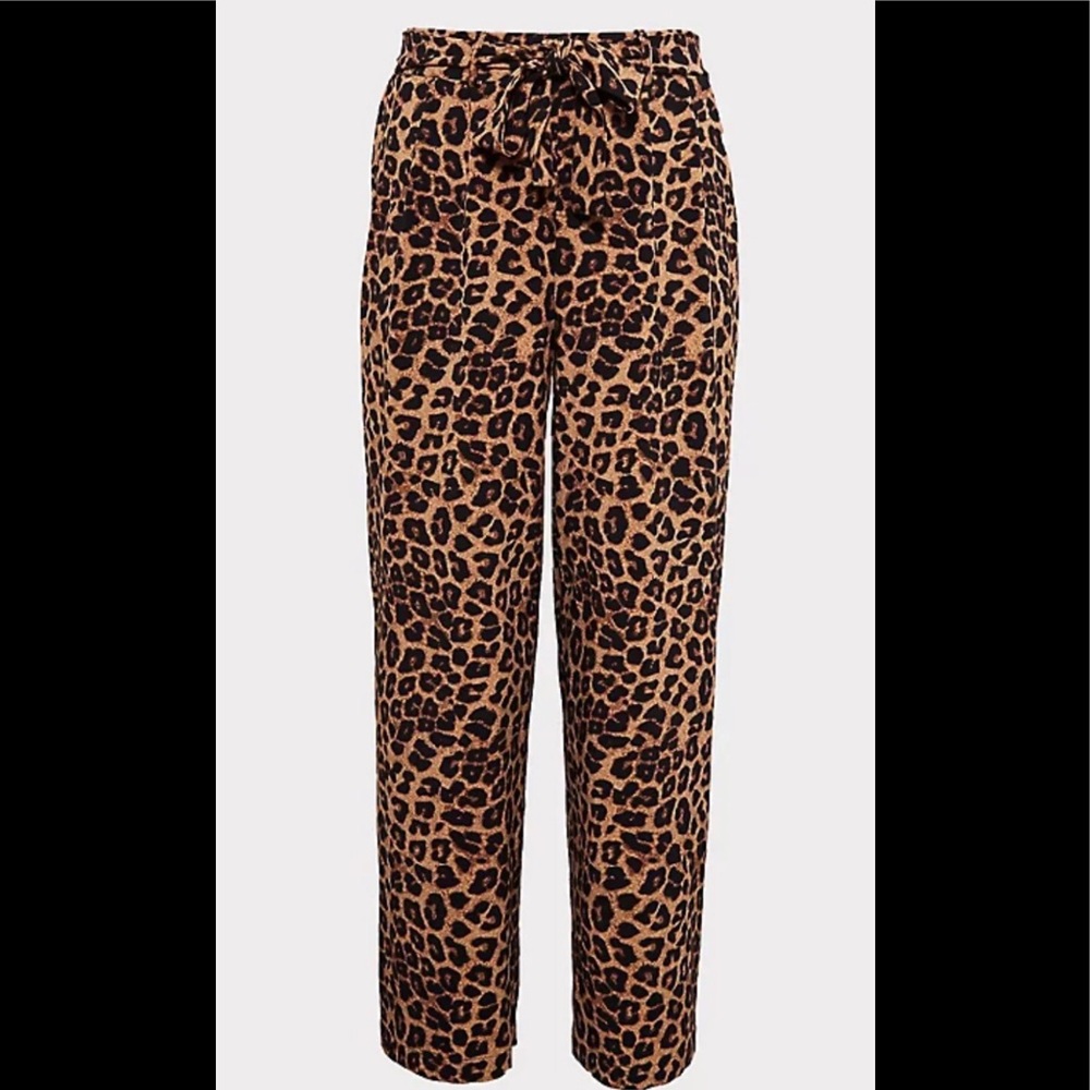 Torrid size 0 leopard crepe style 12/14